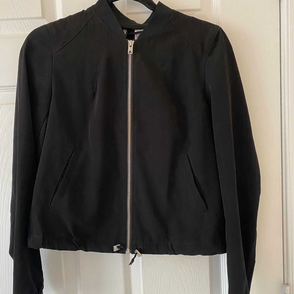 Black lightweight bomber